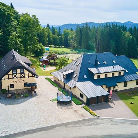 Penzion Chlustov Strazny Exterior foto