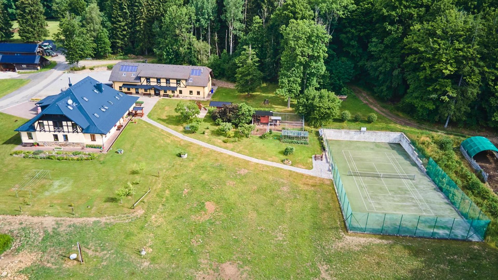 Penzion Chlustov Strazny Exterior foto